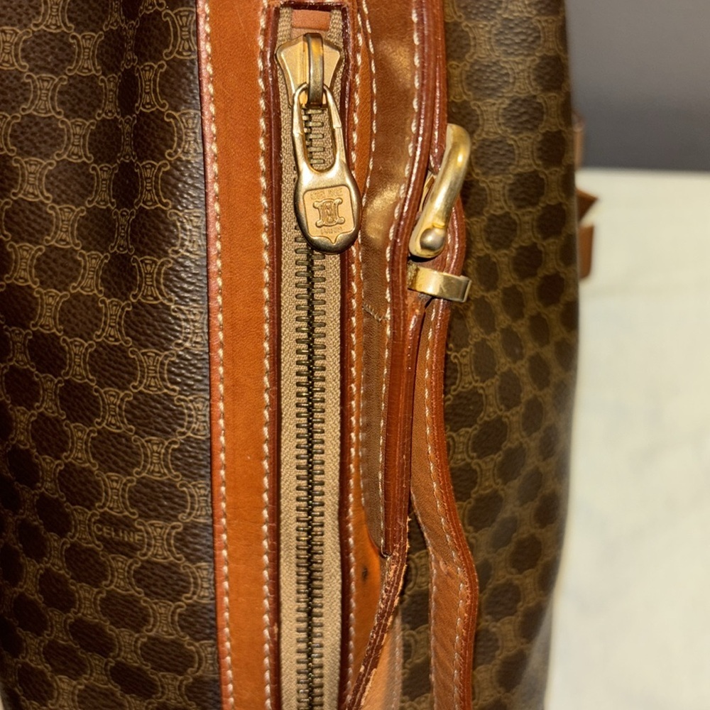 Celine Sac Seau Bucket Drawstring Bag with side pocket /With Dust Bag - Picture 10 of 17